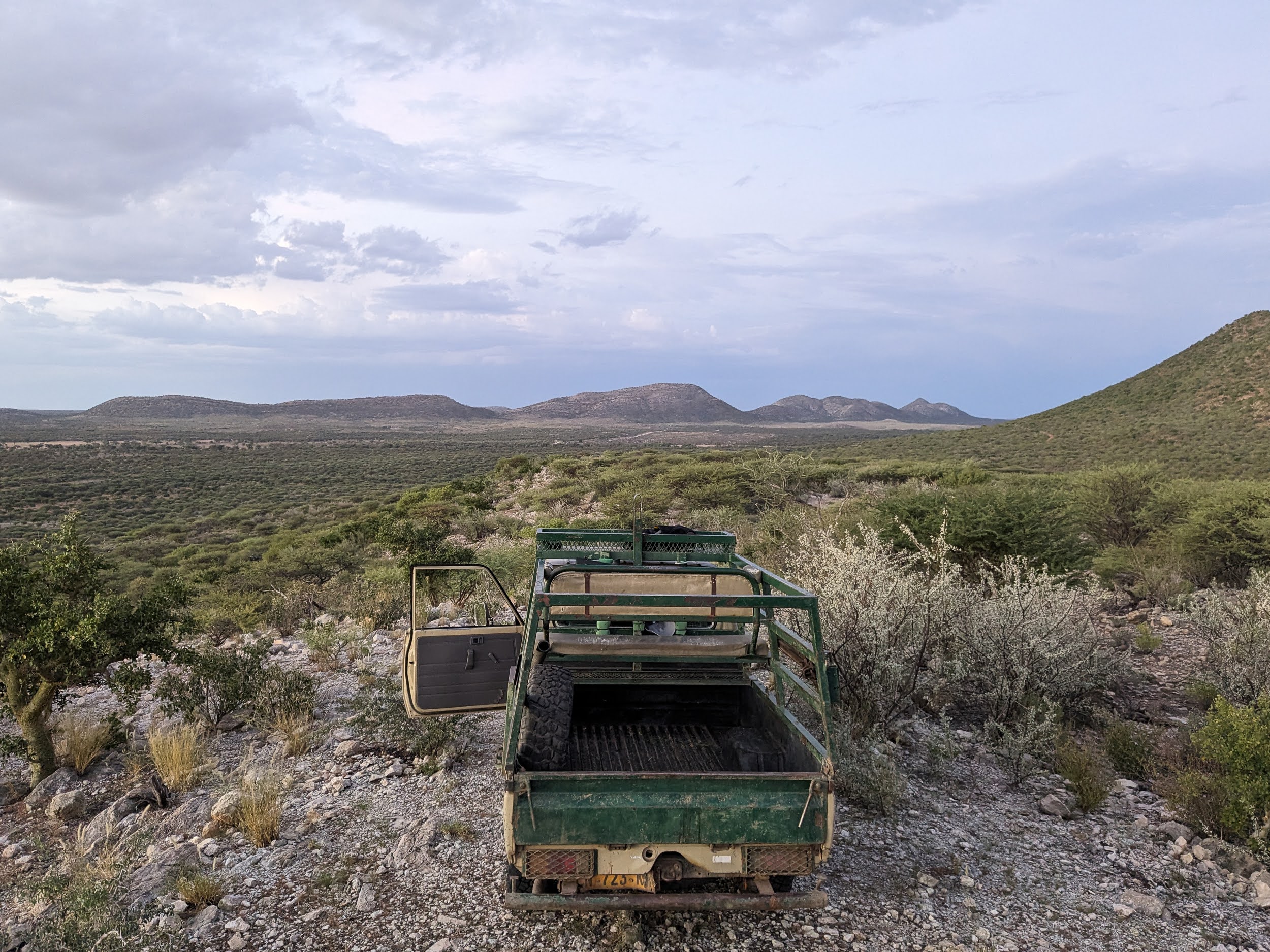 okavandu_namibia_game_drive_065.jpg